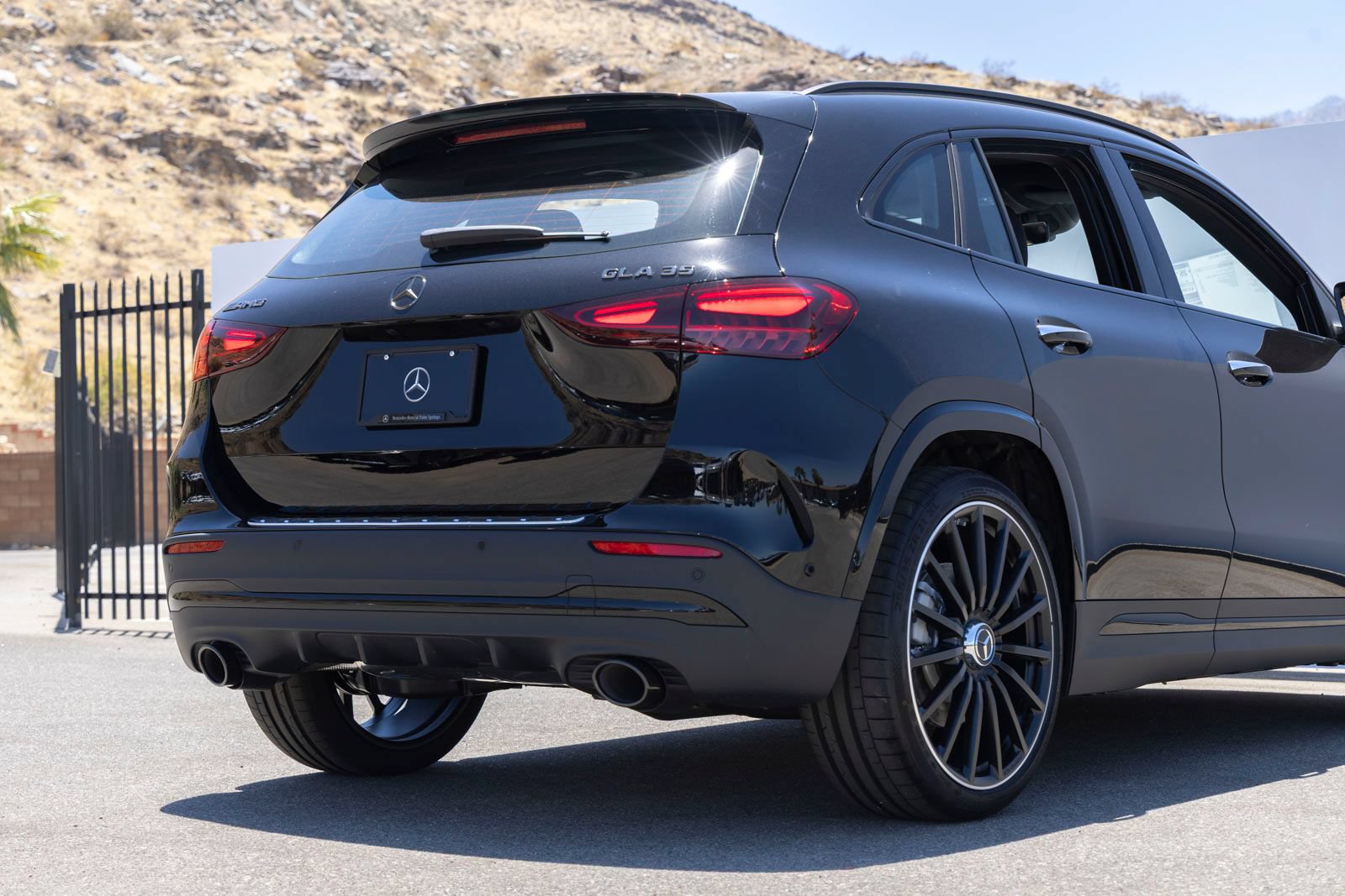 New 2026 Mercedes-Benz GLA 35 AMG 4MATIC image 11