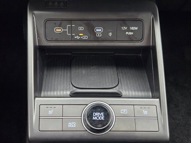 Certified 2025 Hyundai Kona SEL image 19