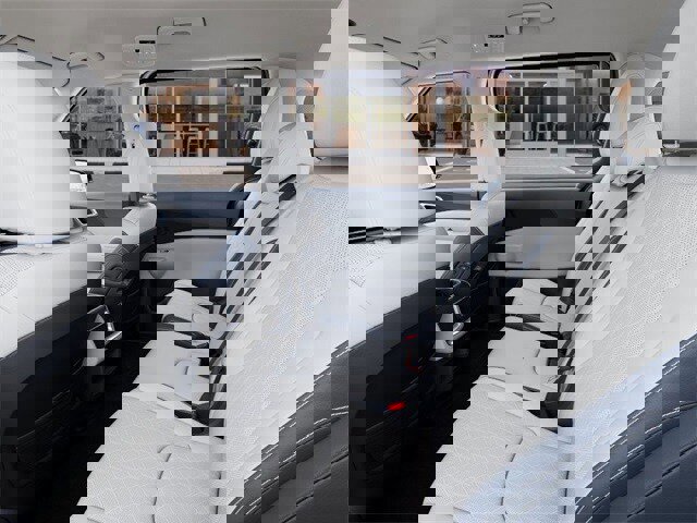 New 2026 Kia Carnival EX image 18