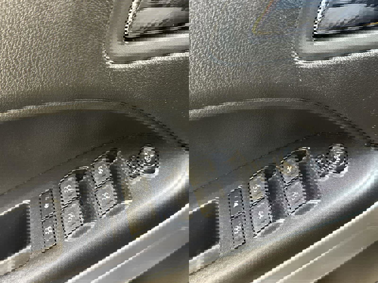 Used 2017 Chevrolet Colorado ZR2 image 23