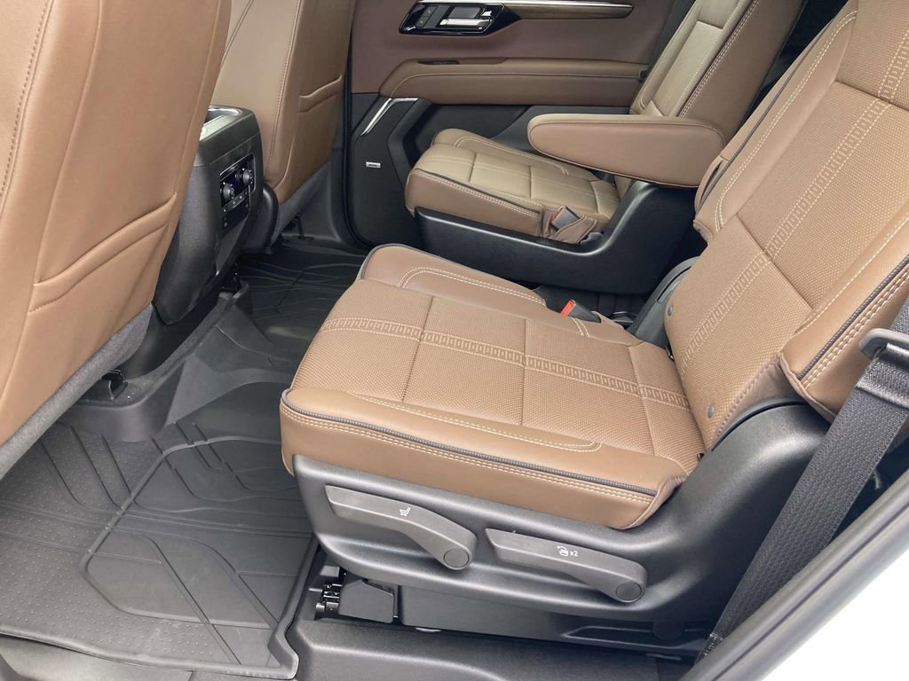 New 2026 Chevrolet Tahoe High Country image 13