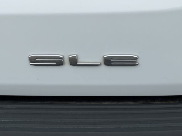 Used 2022 GMC Yukon XL SLE w/ Max Trailering Package AWD/4WD image 11
