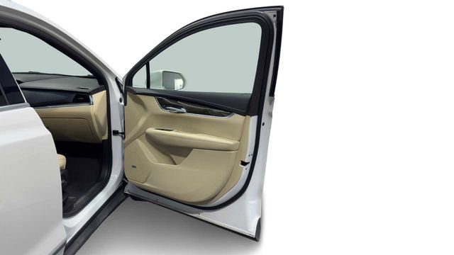 Used 2019 Cadillac XT5 FWD image 9