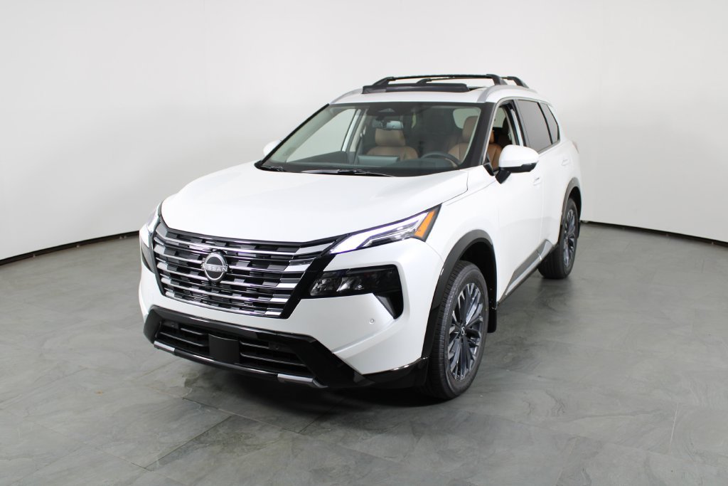 New 2026 Nissan Rogue Platinum AWD/4WD image 2