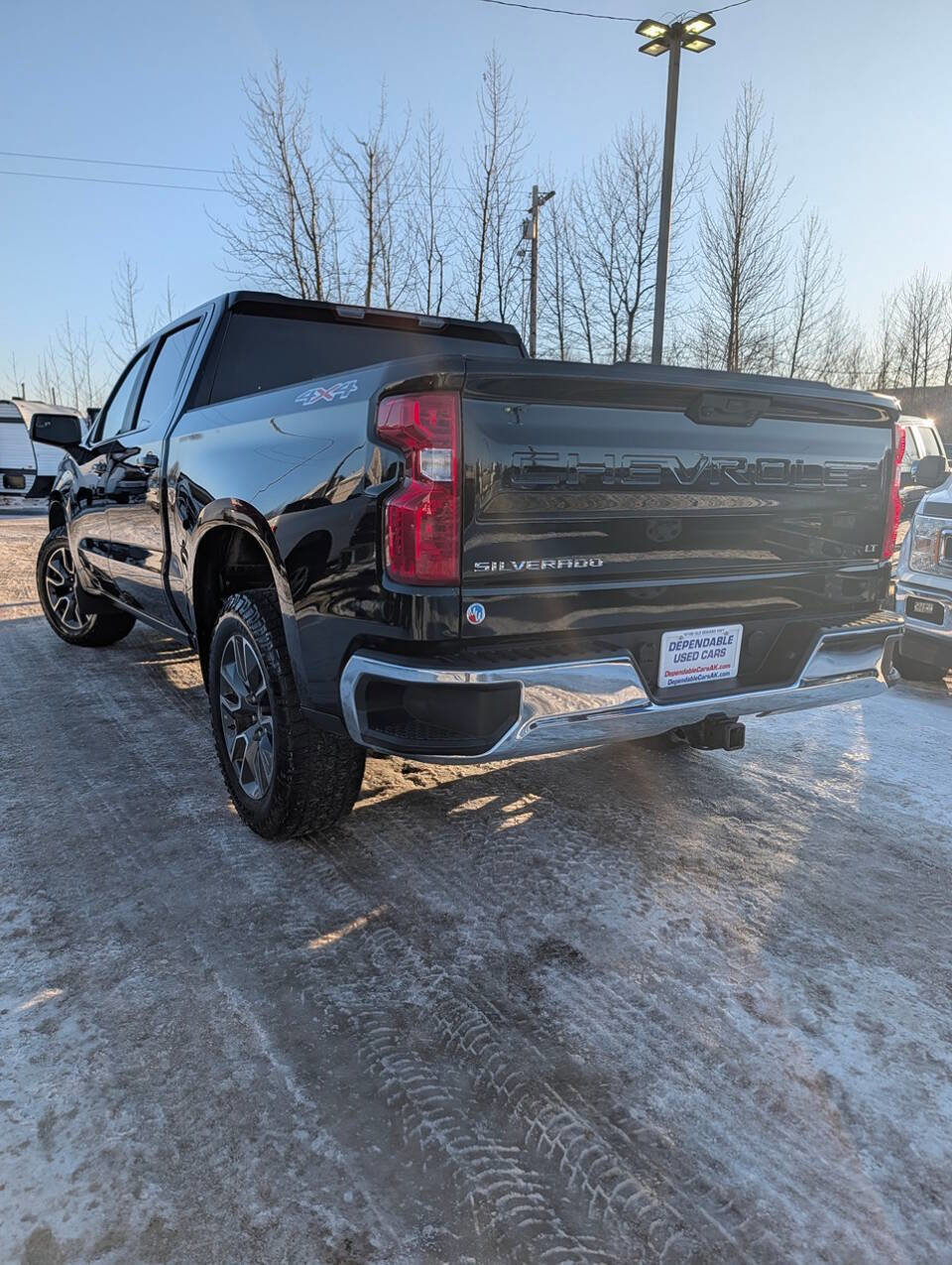 Used 2025 Chevrolet Silverado 1500 LT image 8