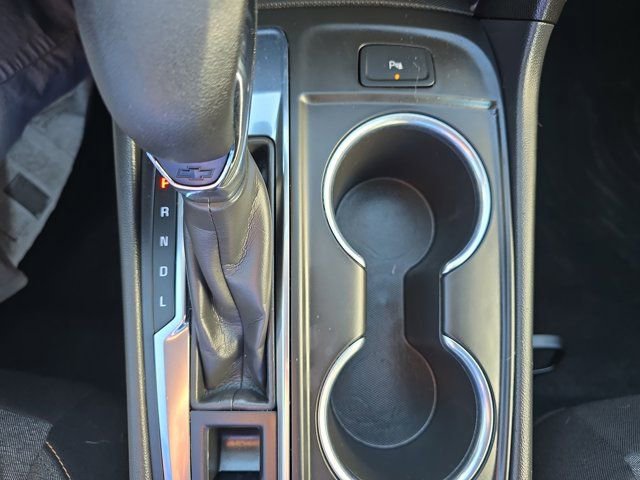 Used 2023 Chevrolet Equinox LT image 32