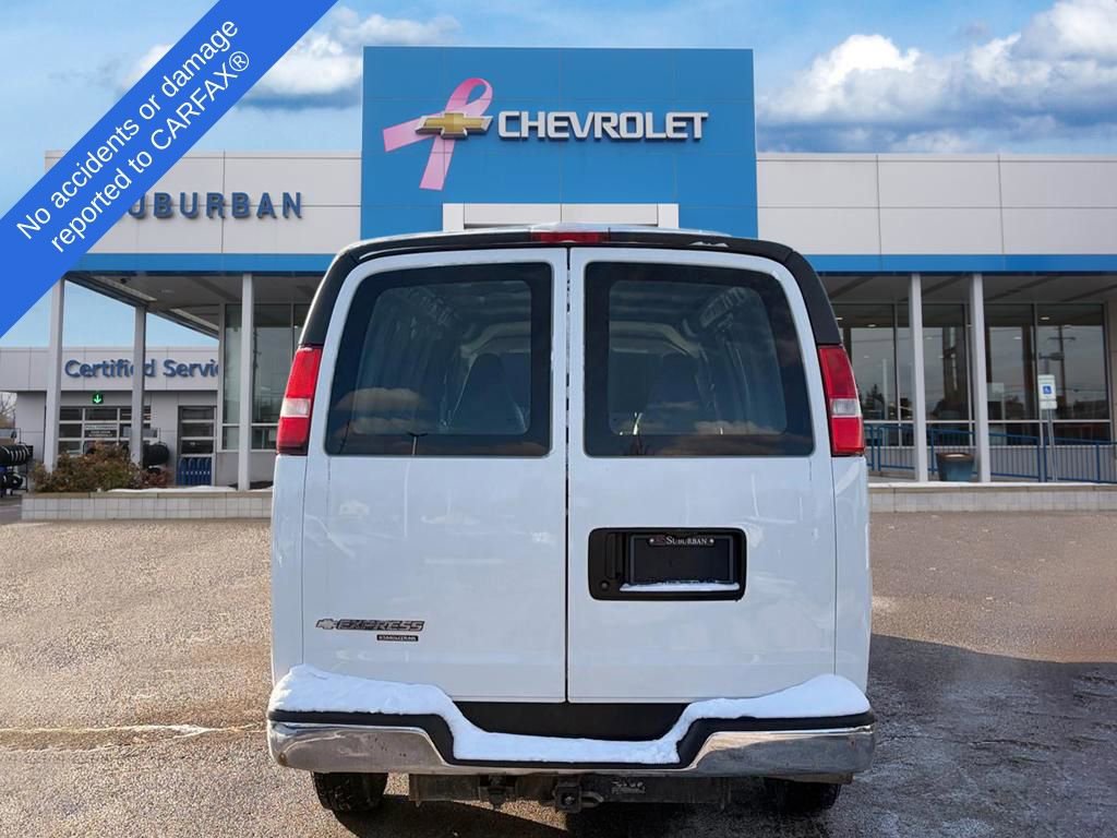 Used 2016 Chevrolet Express 2500 Extended image 7