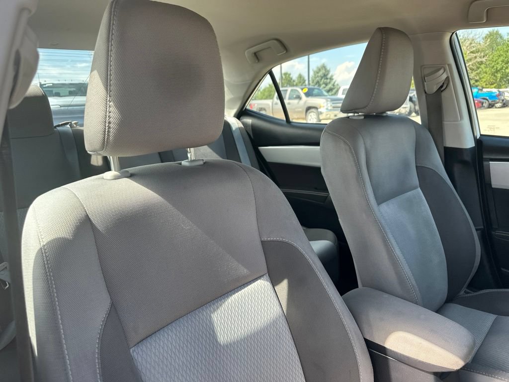 Used 2019 Toyota Corolla LE FWD image 28