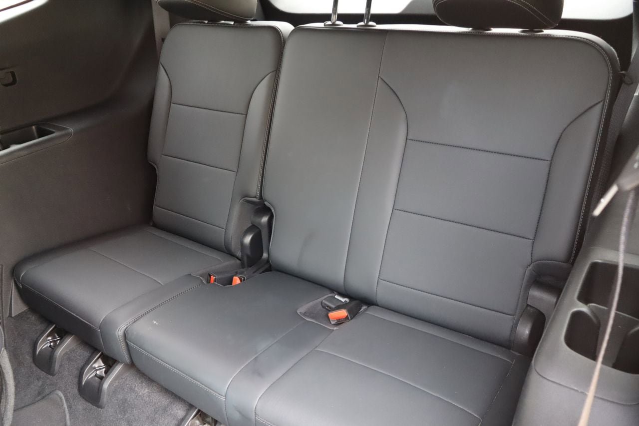 Used 2025 Buick Enclave Preferred FWD image 6
