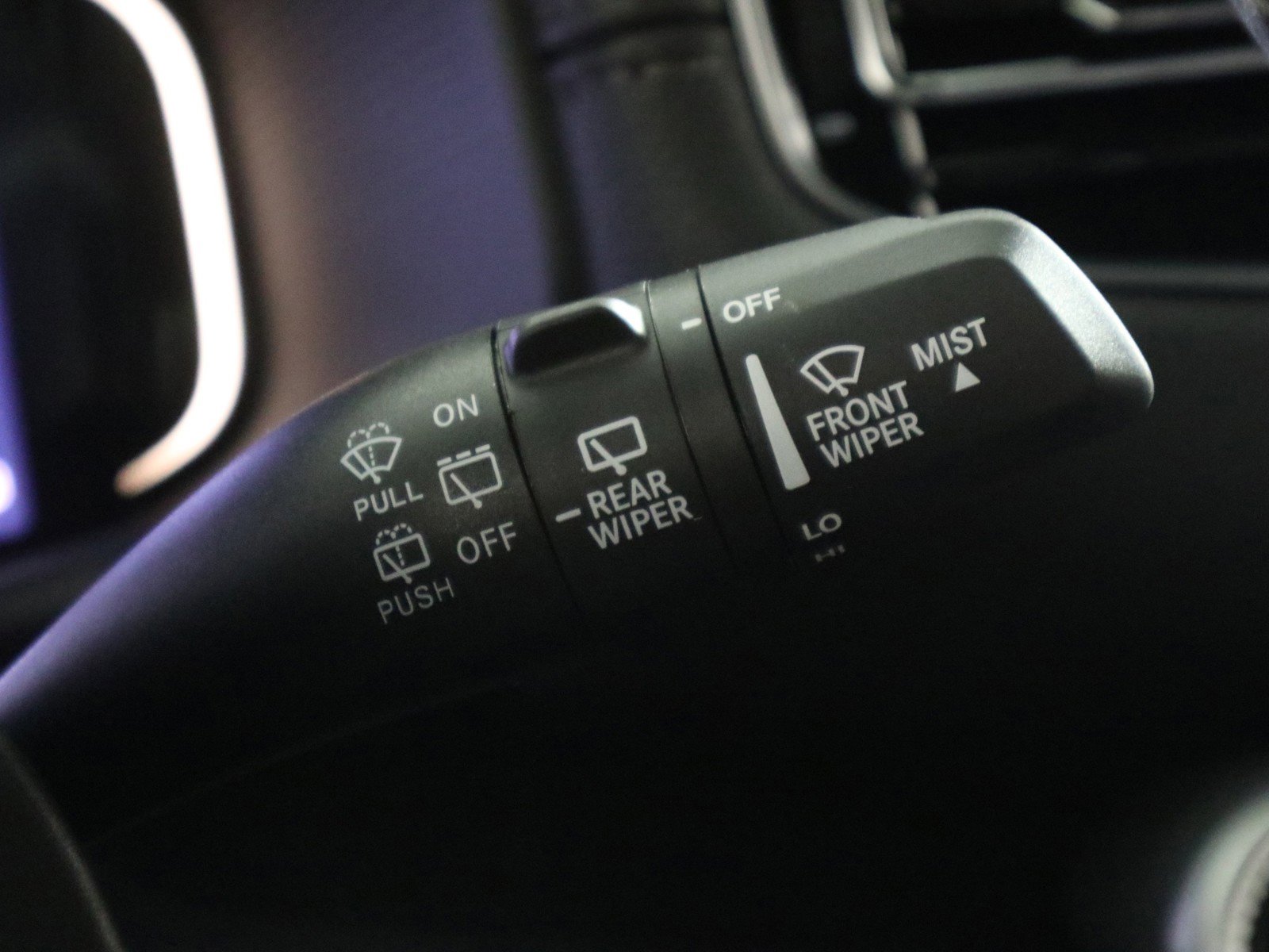 New 2024 Jeep Wagoneer 4WD w/ Convenience Group I image 32