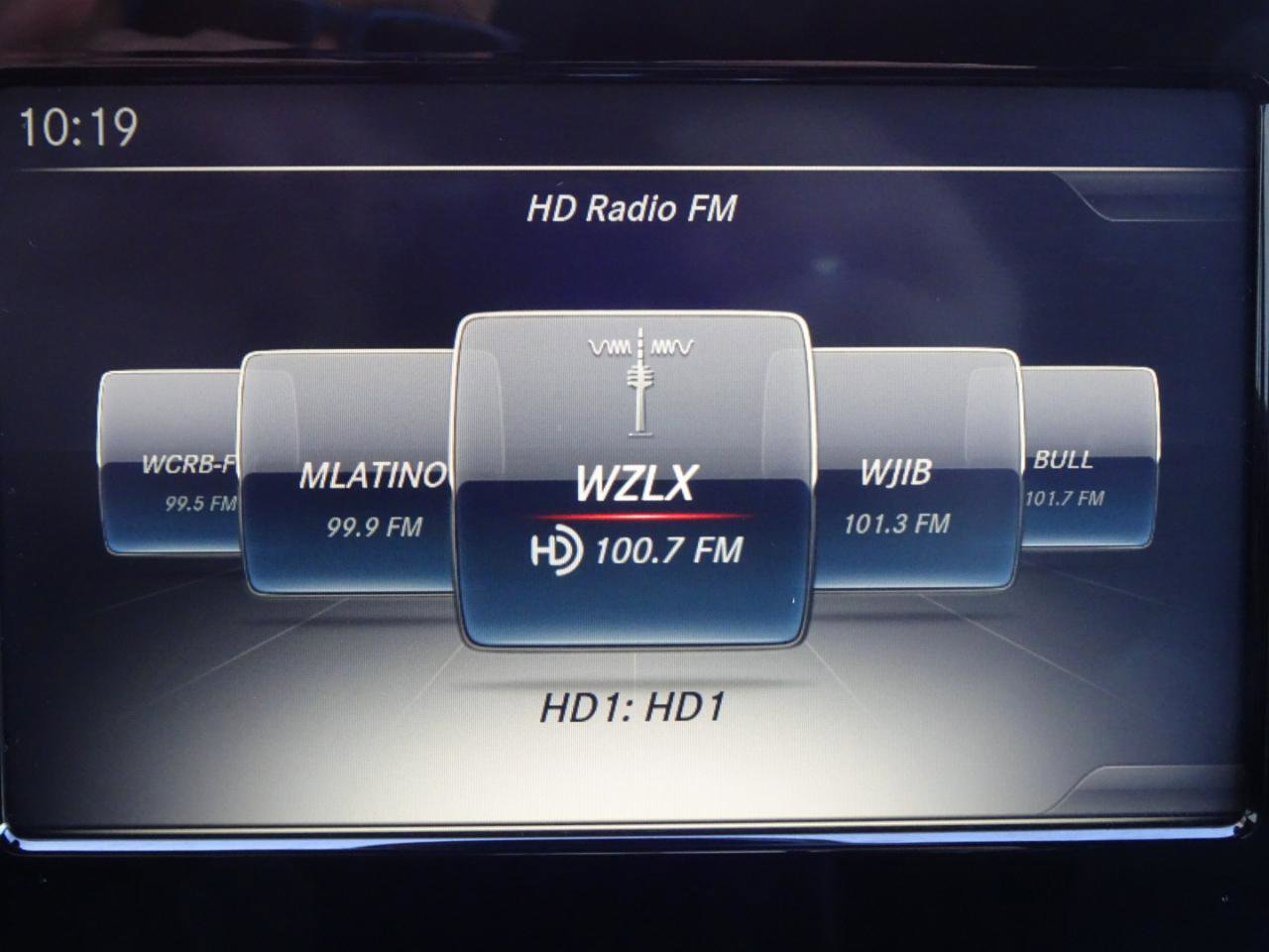 Used 2017 Mercedes-Benz GLA 250 4MATIC image 25