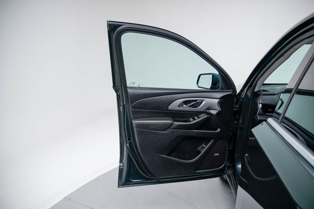 Used 2018 Chevrolet Traverse LT w/ LPO, Black Accent Package image 28