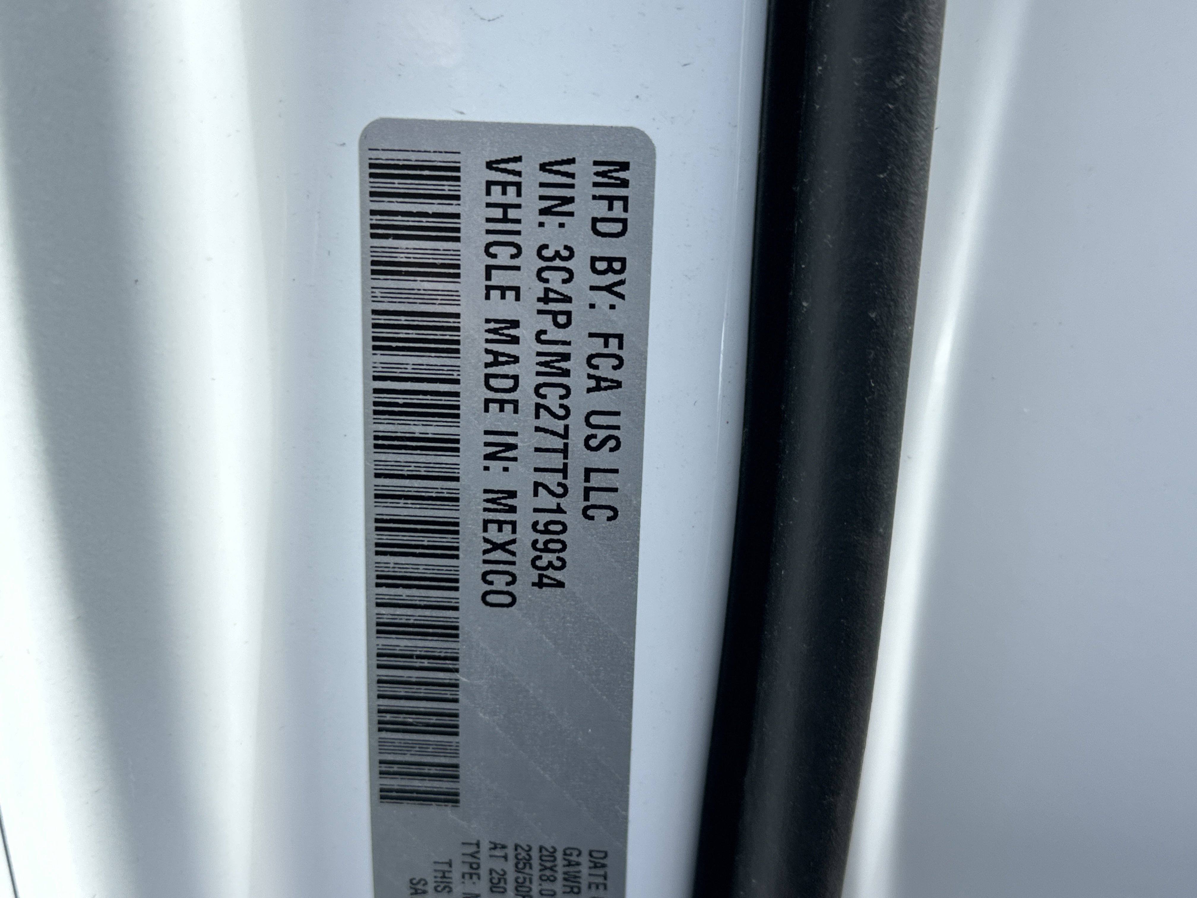 New 2026 Jeep Cherokee Overland w/ Advanced Pro Tech Group image 32