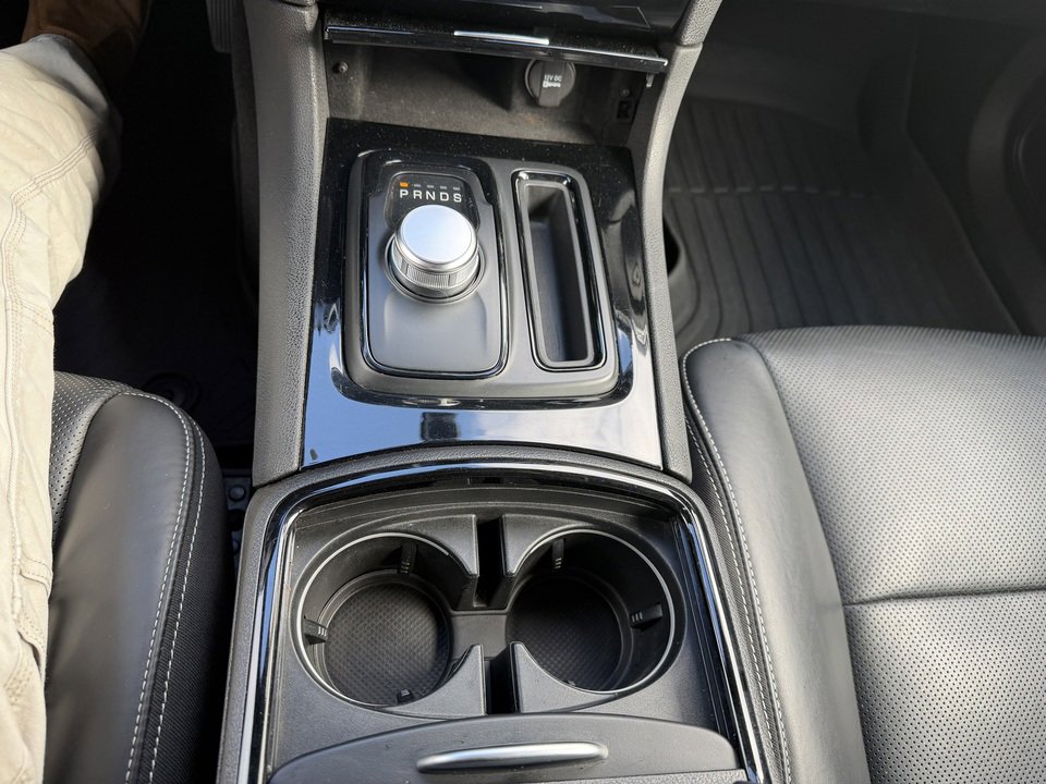 Used 2023 Chrysler 300 S w/ Comfort Group image 22