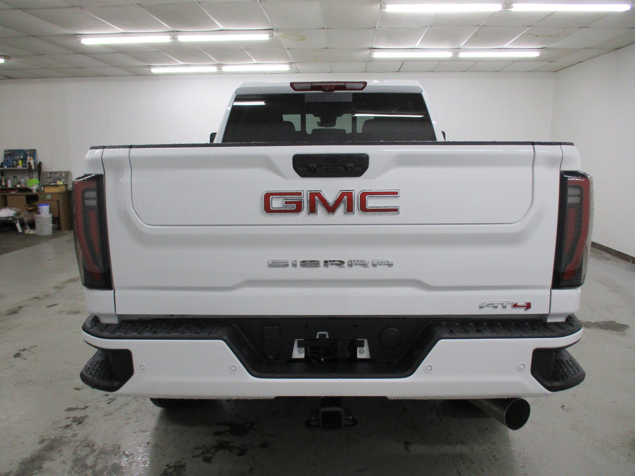 New 2025 GMC Sierra 2500 AT4 w/ Technology Package image 4