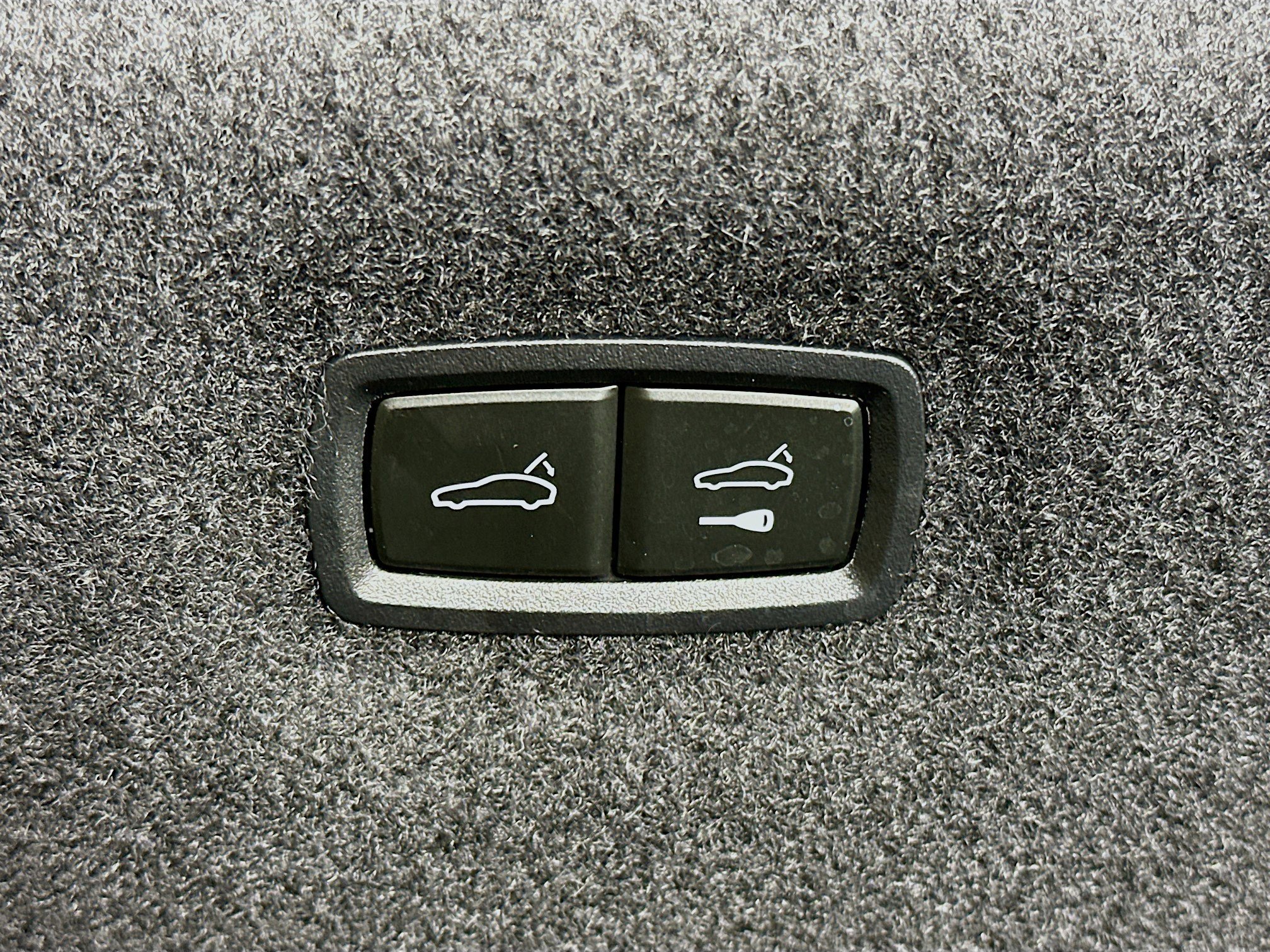 Used 2023 Audi e-tron GT Premium Plus AWD/4WD image 30