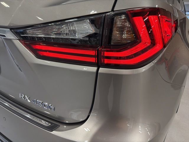 Used 2022 Lexus RX 450h AWD w/ Premium Package image 35