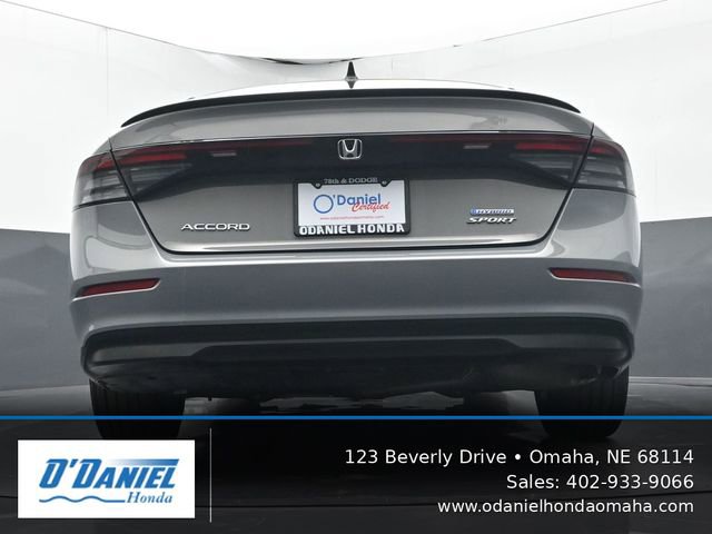 Used 2023 Honda Accord Sport image 11