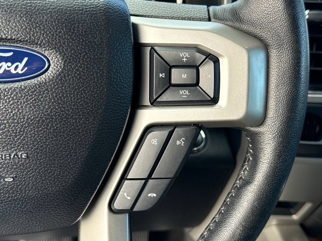 Used 2020 Ford F150 Lariat RWD image 17