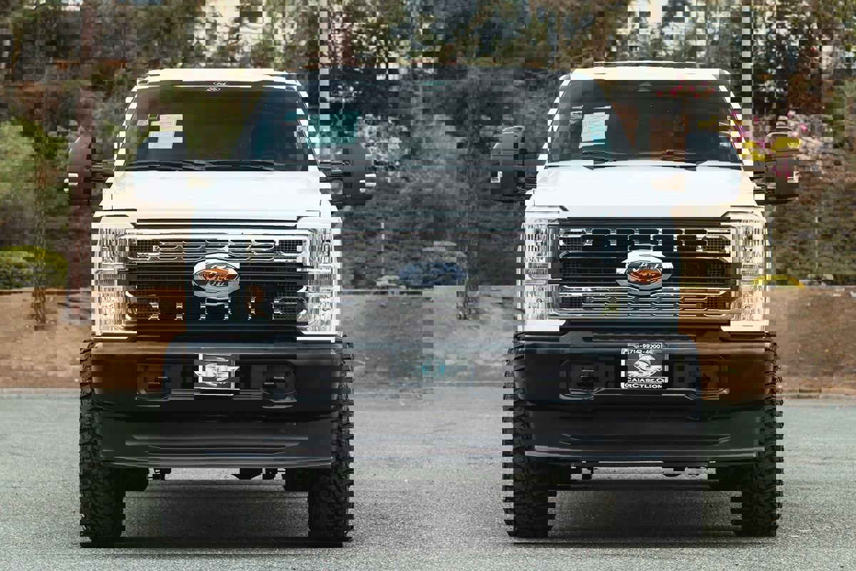 Used 2024 Ford F250 XL image 6