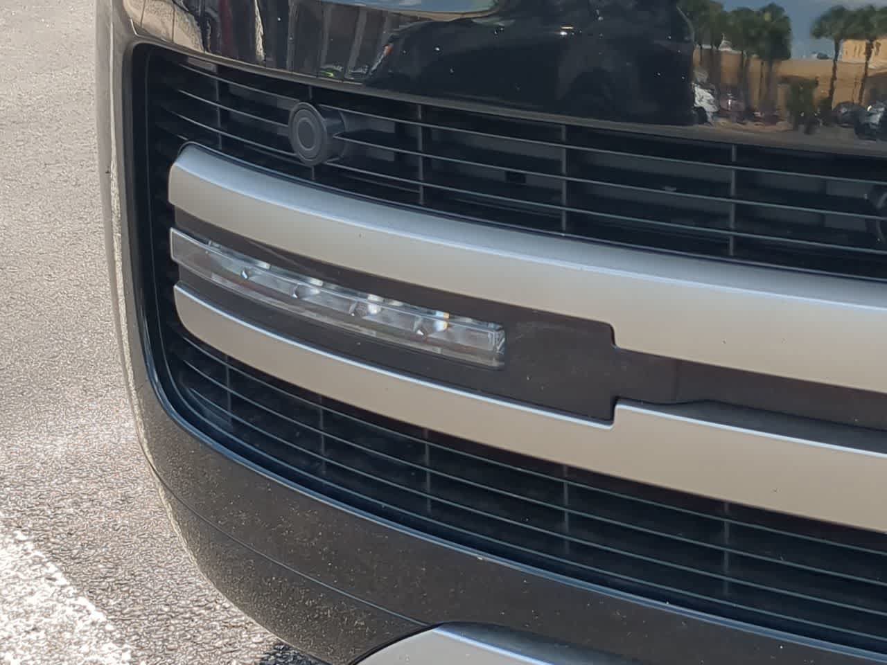Certified 2025 Land Rover Range Rover SE AWD/4WD image 11