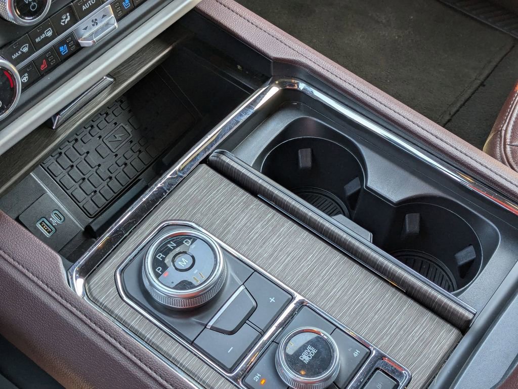 Used 2024 Ford Expedition Max Limited image 25
