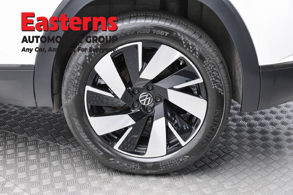 Used 2025 Volkswagen Atlas Cross Sport SE FWD image 10