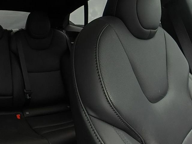 Used 2022 Tesla Model S image 25