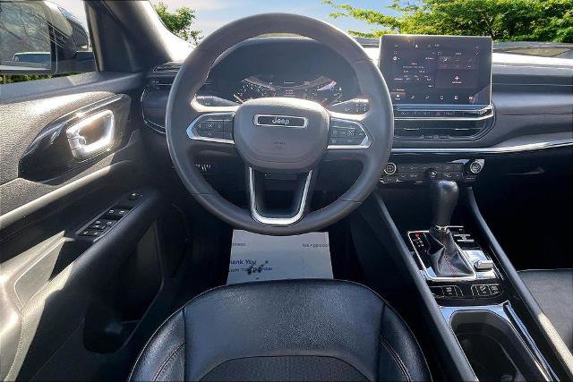 Used 2023 Jeep Compass Trailhawk image 5