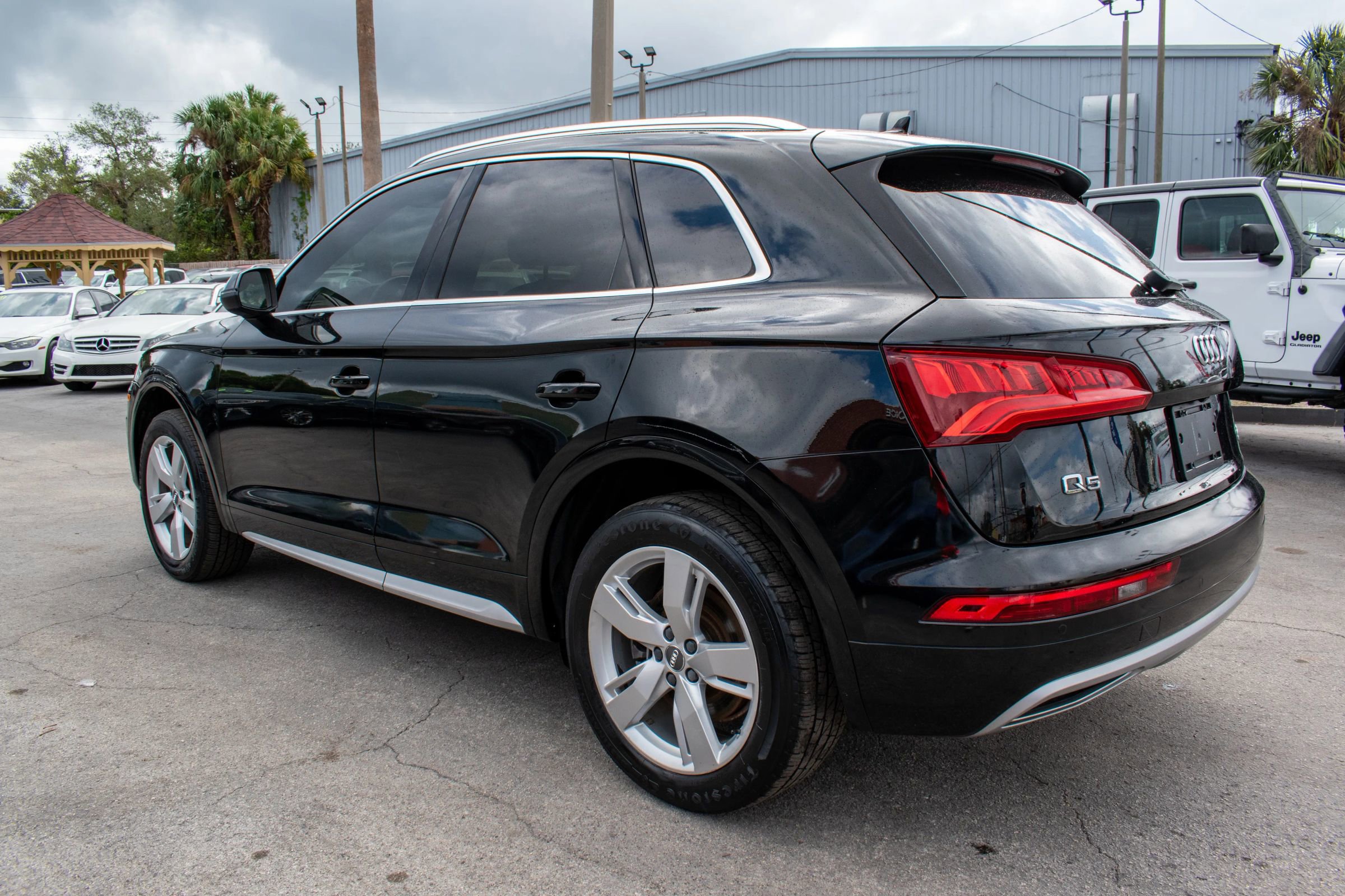 Used 2018 Audi Q5 2.0T Premium Plus w/ Premium Plus Package image 4