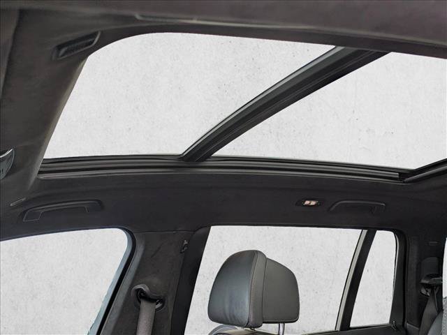 Used 2022 BMW X7 xDrive40i w/ Premium Package AWD/4WD image 13