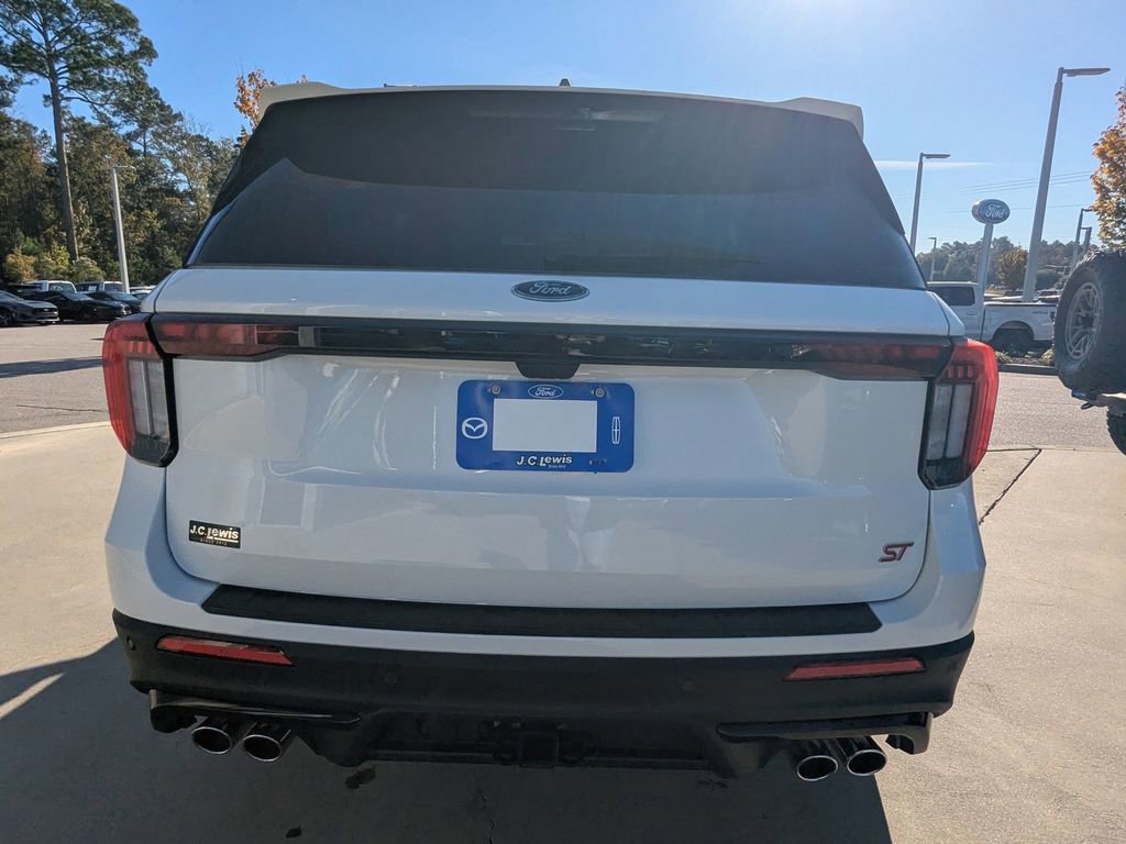 New 2026 Ford Explorer ST w/ Sun And Sound Package image 4