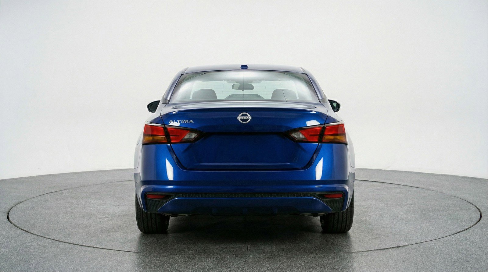 Used 2025 Nissan Altima 2.5 SV FWD image 7