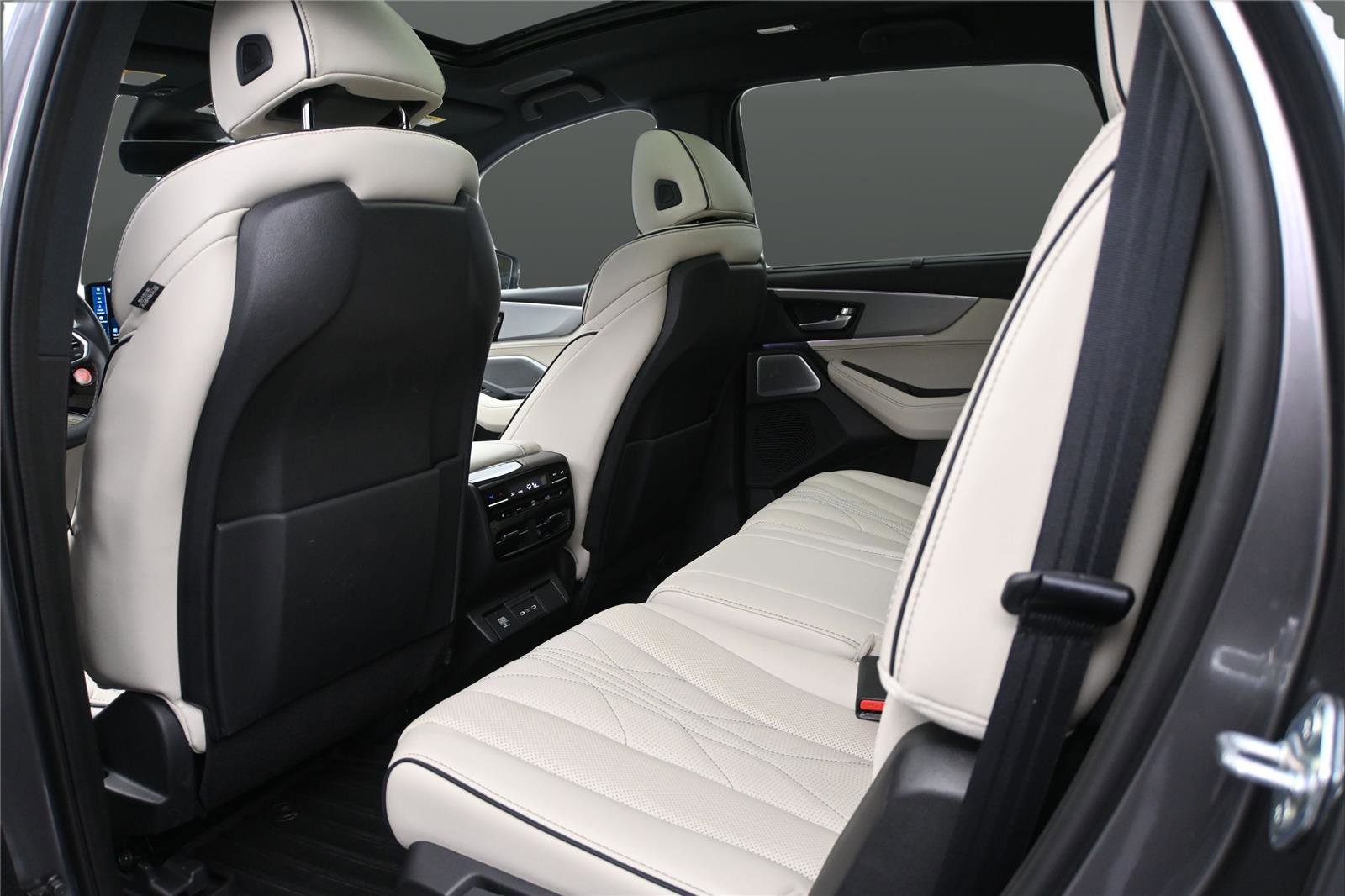 Used 2026 Acura MDX A-Spec AWD/4WD image 11