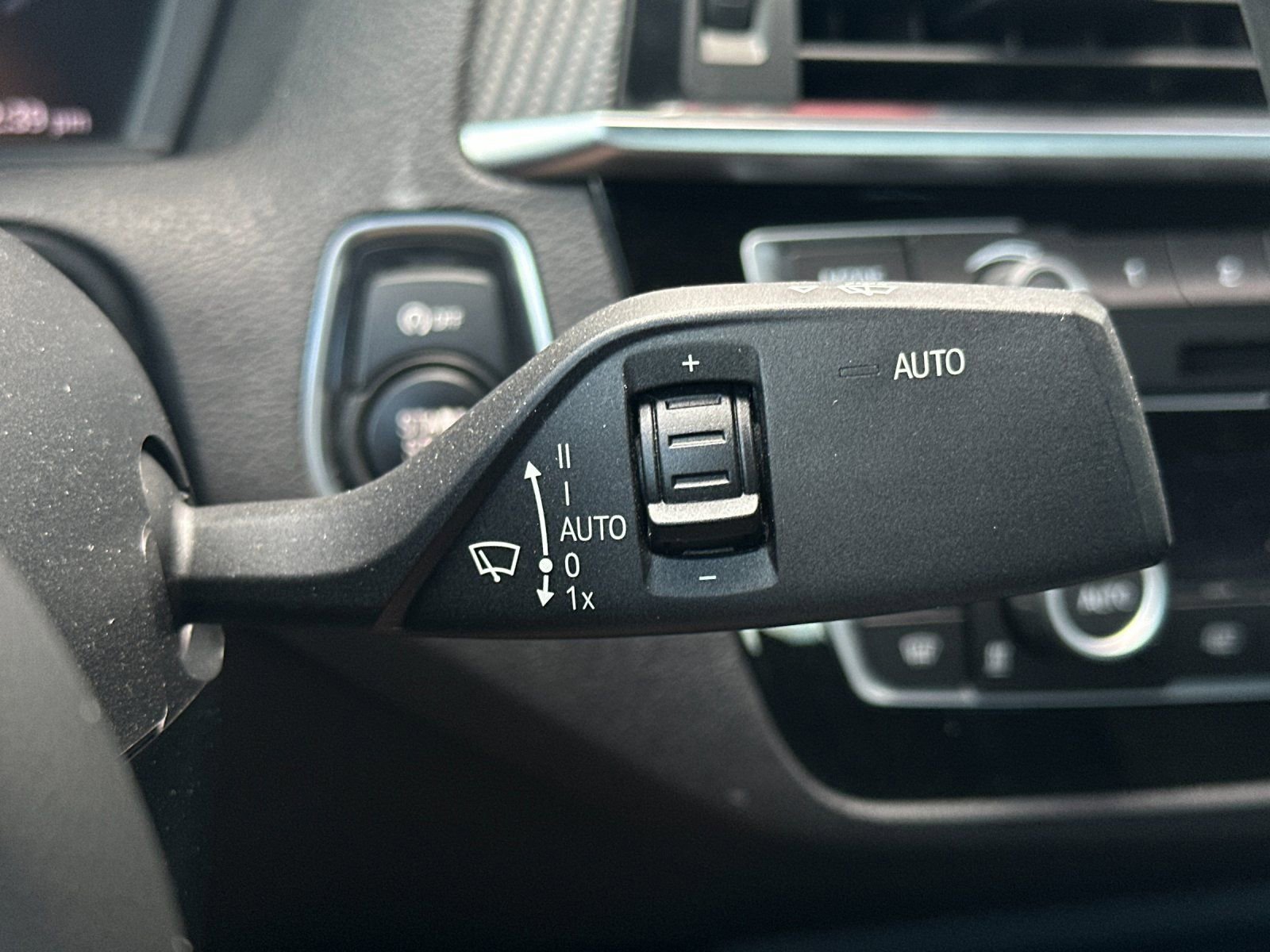 Used 2018 BMW M2 image 24