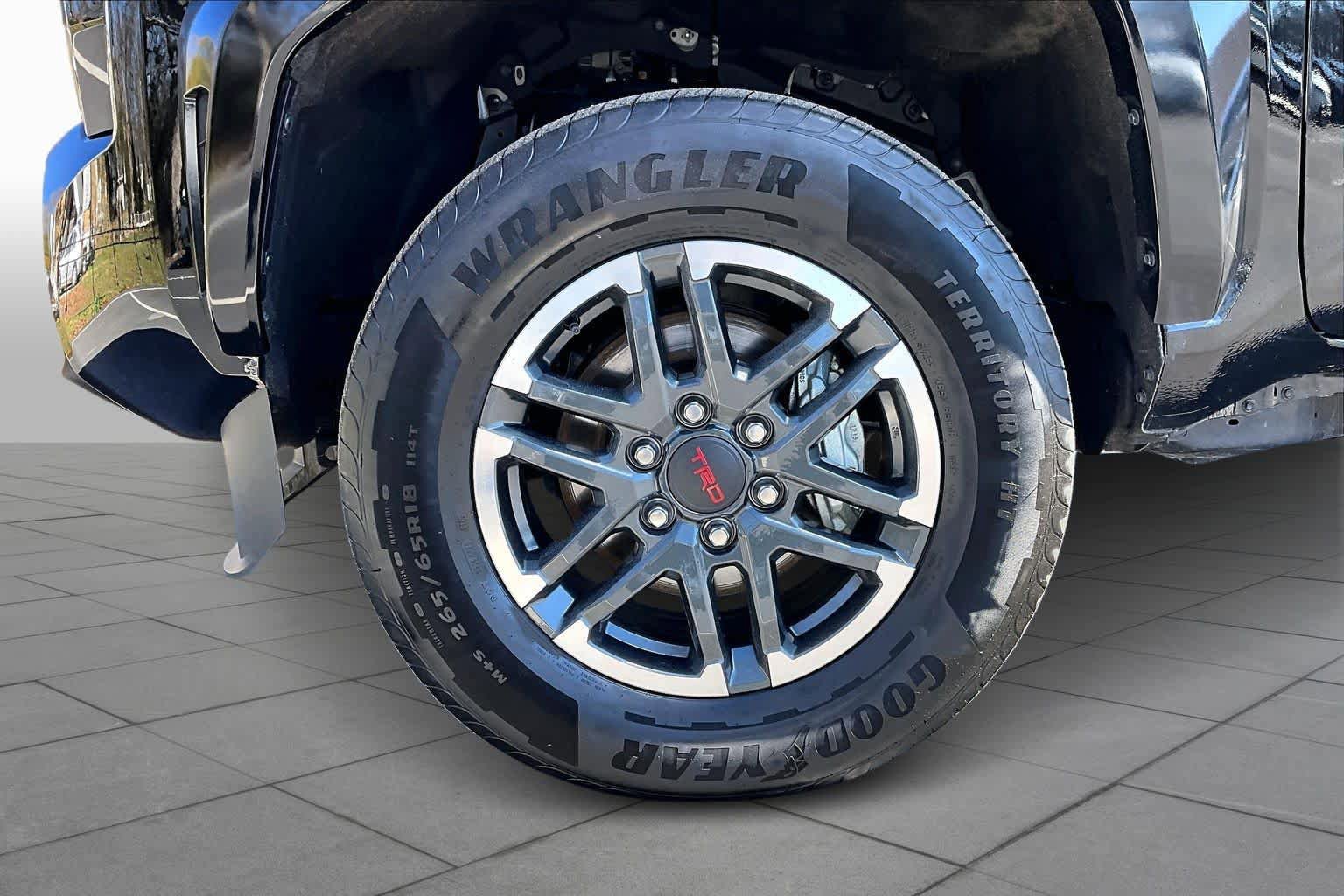 Certified 2025 Toyota Tacoma TRD Sport image 10