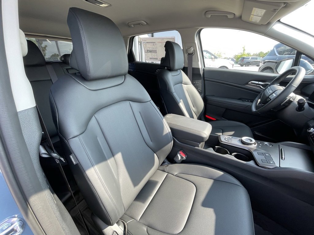 New 2026 Kia Sportage EX image 30