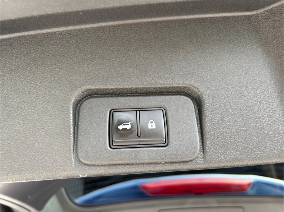 Used 2021 Nissan Rogue SV w/ Premium Package FWD image 41