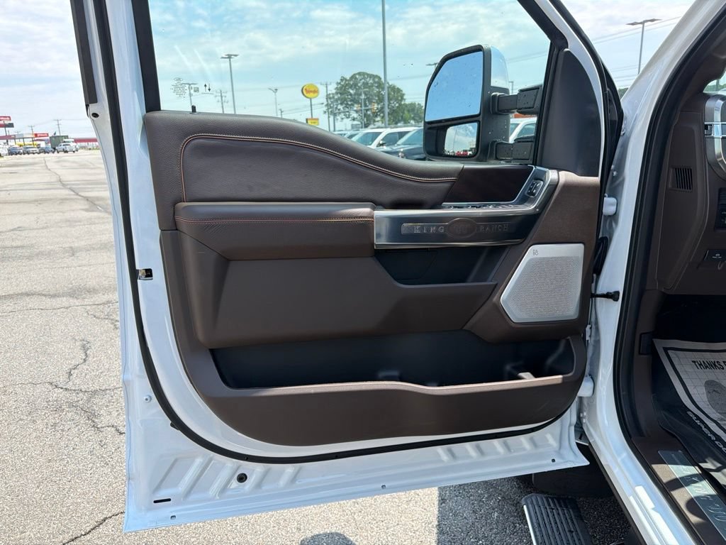 New 2026 Ford F350 King Ranch w/ Chrome Package AWD/4WD image 12
