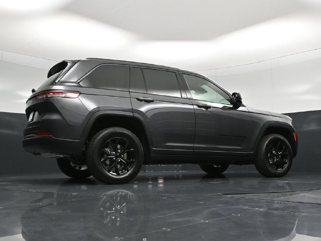 New 2026 Jeep Grand Cherokee Altitude AWD/4WD image 55