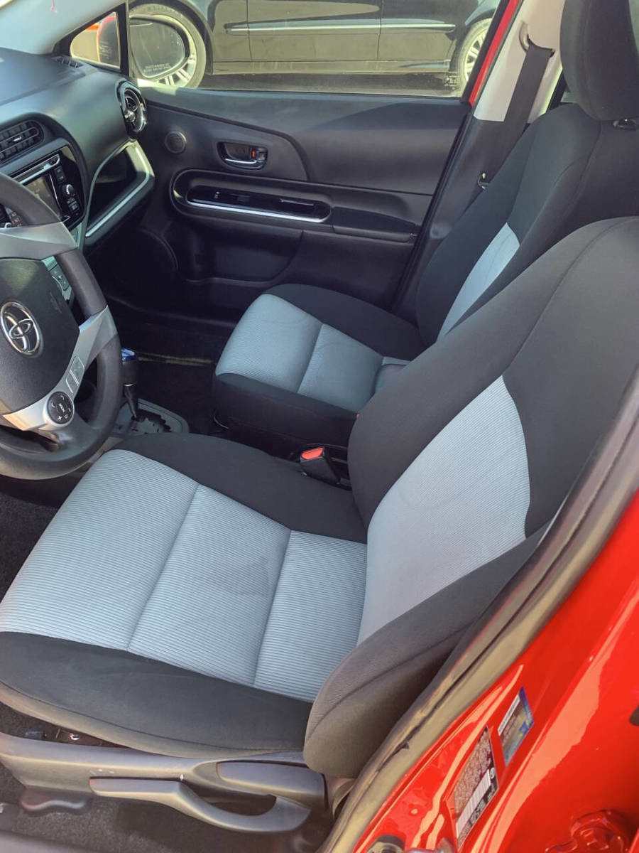 Used 2015 Toyota Prius C Three FWD image 16