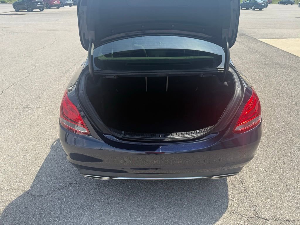 Used 2018 Mercedes-Benz C 300 Sedan image 9