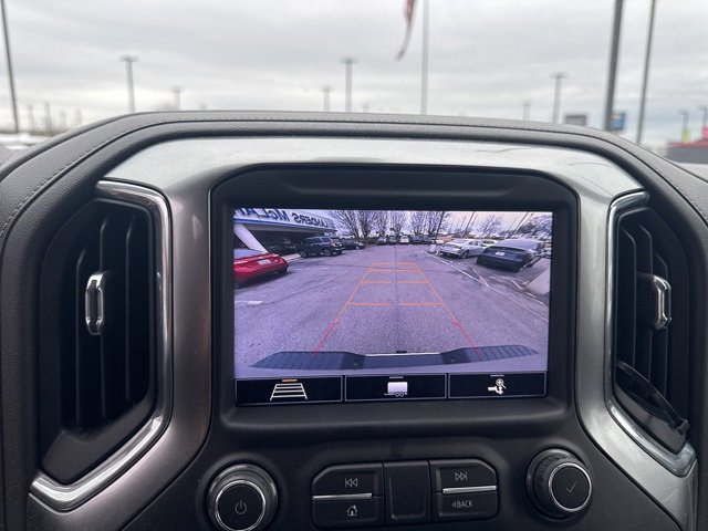 Used 2020 Chevrolet Silverado 2500 LT w/ Texas Edition image 11