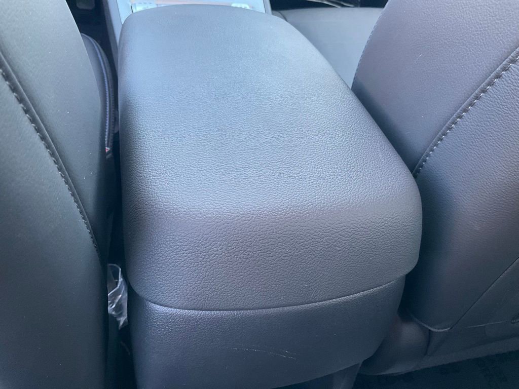 Used 2022 Hyundai Kona Limited w/ Cargo Package image 44