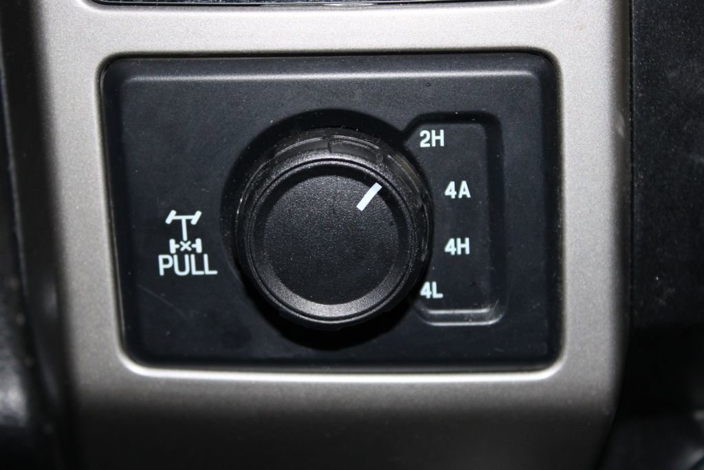 Used 2018 Ford F150 Lariat image 34