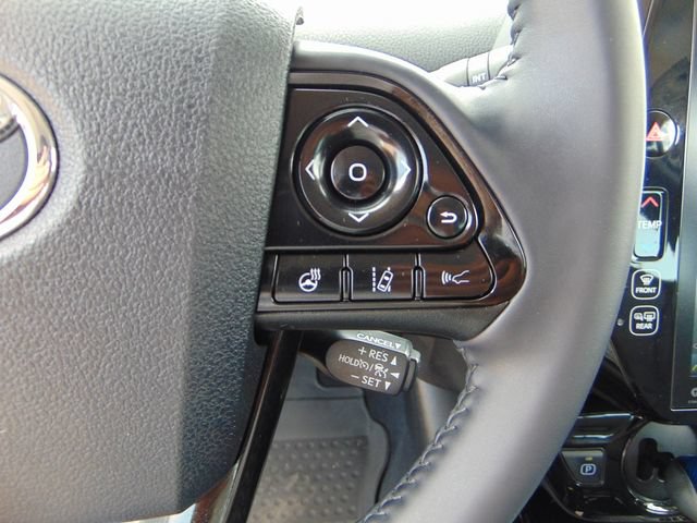 Used 2022 Toyota Prius FWD image 17