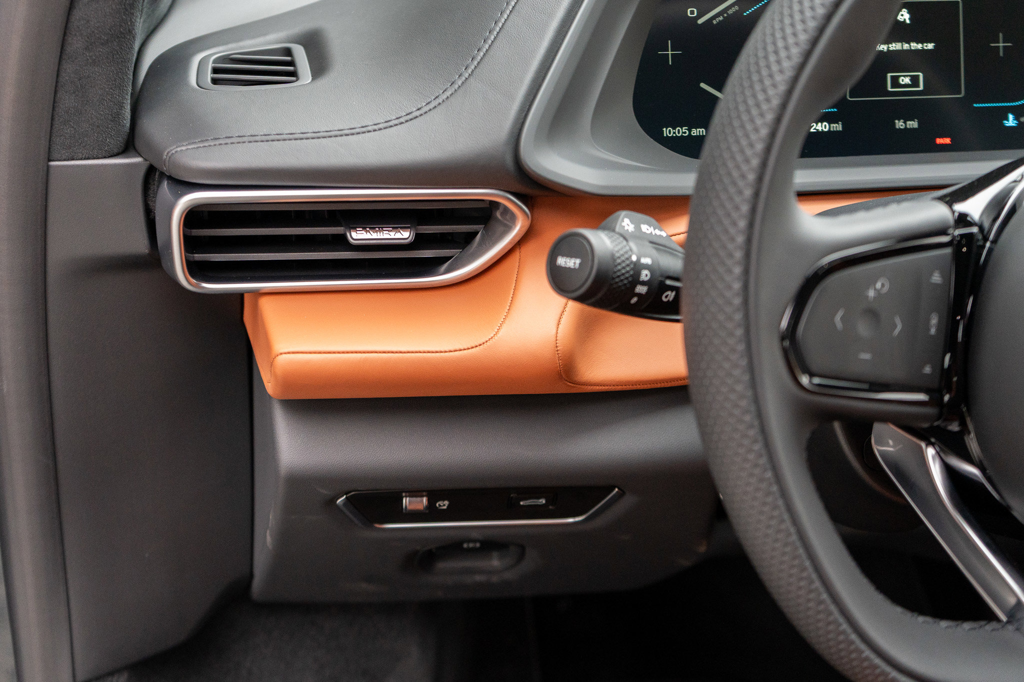 Used 2025 Lotus Emira image 24