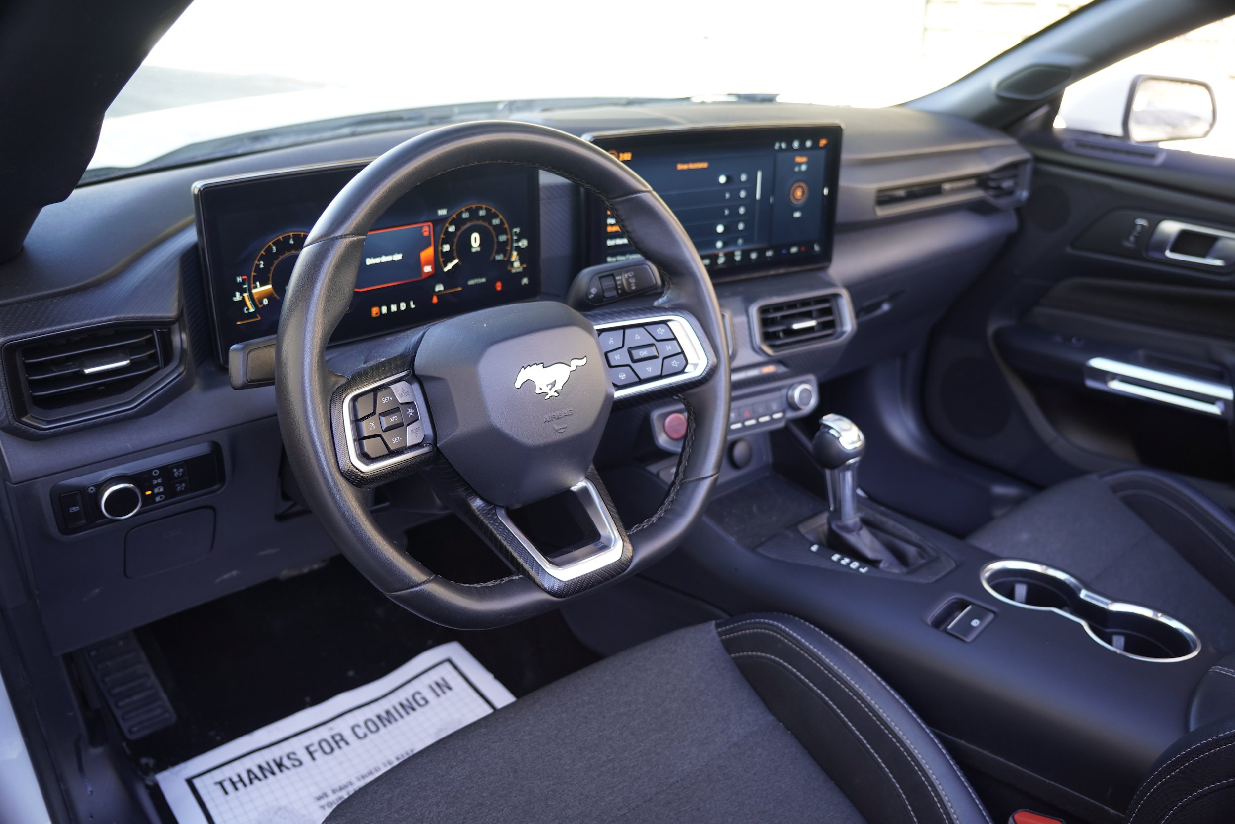 Used 2024 Ford Mustang Convertible RWD image 3