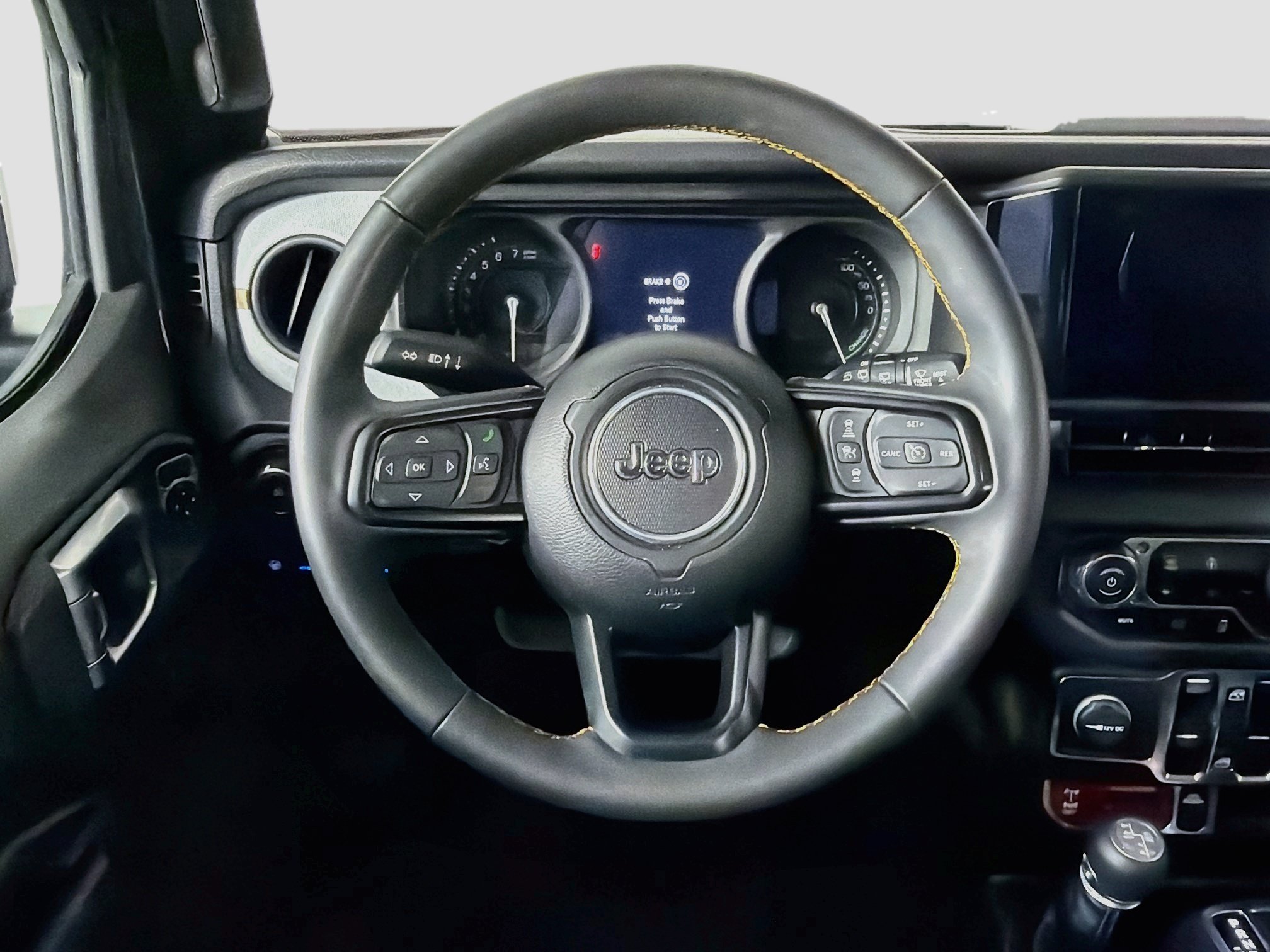Used 2024 Jeep Wrangler Unlimited AWD/4WD image 17