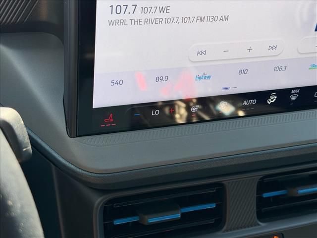 Used 2025 Ford Maverick Lobo AWD/4WD image 19